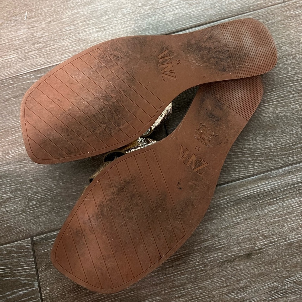 Zara Gold Sandals - Picture 3 of 3